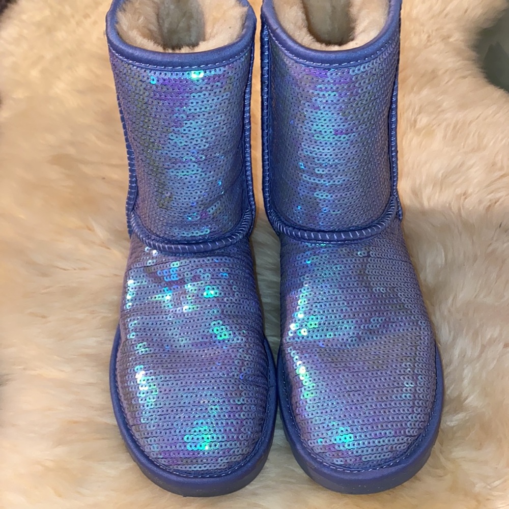 Women’s Sequin Purple UGG Boots Size 6 - Picture 2 of 4